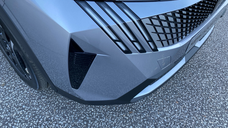 Peugeot 5008 157kW Allure 73kWh 5dr Auto Electric Estate